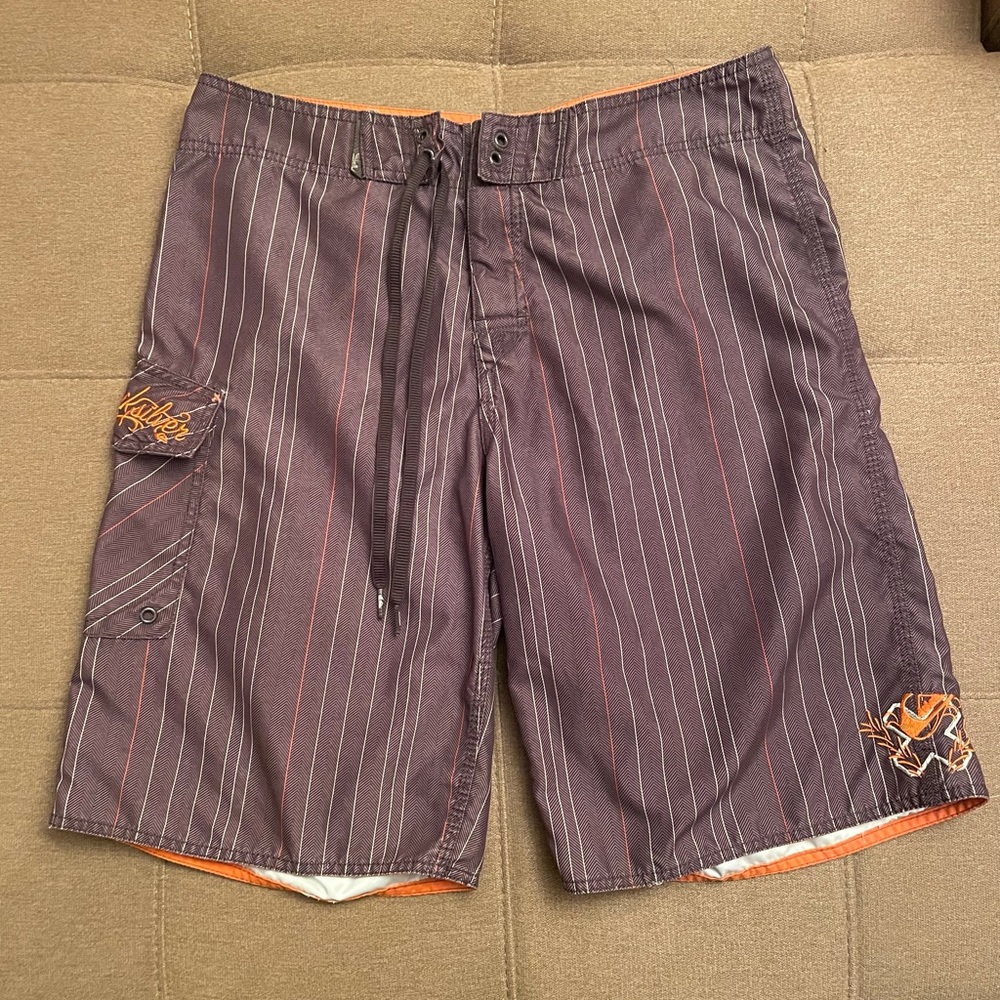 Quicksilver board shorts Men’s 32